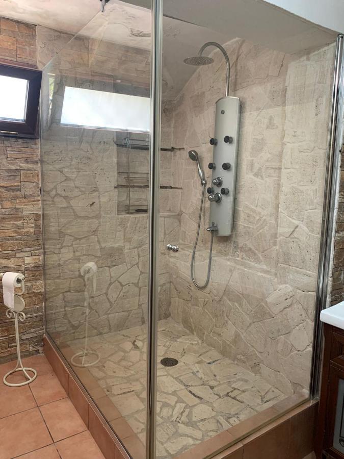 Taverna Anto Daire Varcaturo Dış mekan fotoğraf